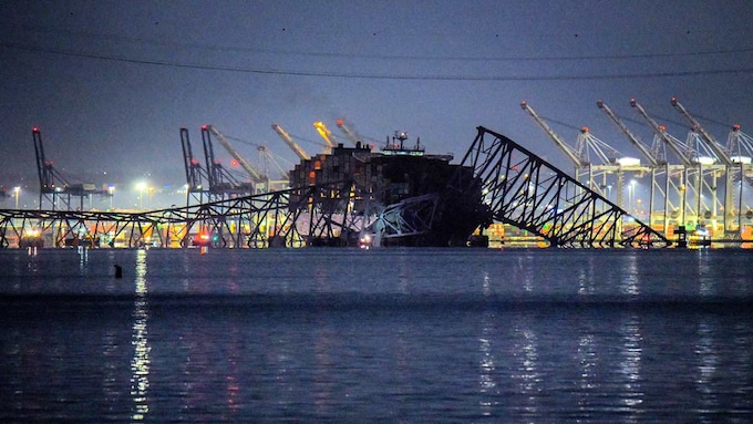 El carguero que ha derrumbado el puente de Baltimore