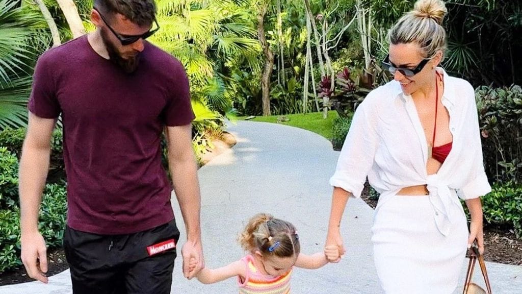 Edurne y David de Gea muestran las fotos más simpáticas con su hija Yanay desde las Bahamas