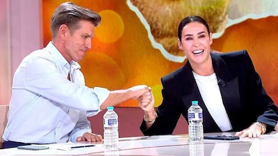 Vicky Martín Berrocal y 'El Cordobés' se reencuentran en televisión ¡y así reacciona su hija Alba!