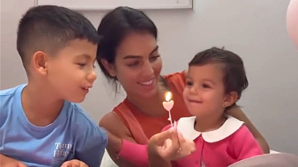 Así han celebrado Georgina Rodríguez y Cristiano Ronaldo el cumpleaños de su pequeña Bella Esmeralda