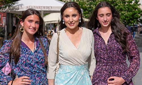 Paloma Segrelles presume de sus hijas y cuenta si se parecen a ella en una tarde de ópera en Madrid