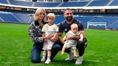 Así celebraron los jugadores del Real Madrid su triunfo en la Liga: de Bellingham con su madre a Carvajal con su mujer y sus hijos