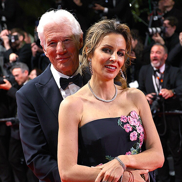Richard Gere y su mujer Alejandra: triunfal noche en Cannes con beso de película y la presencia del hijo mayor del actor