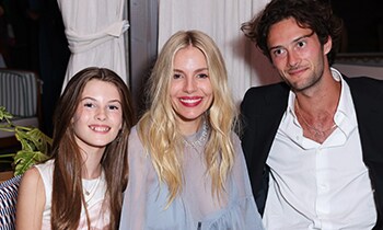 Marlowe, hija de Sienna Miller, debuta en Cannes con 11 años