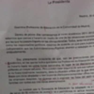 Esperanza Aguirre envía una carta a los profesores, con faltas de ortografía