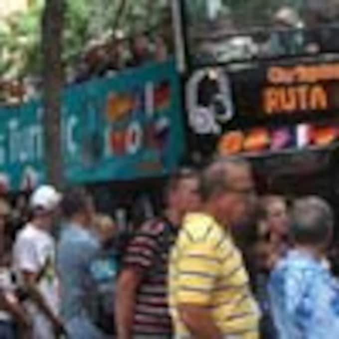 El Bus turístico de Barcelona celebra sus 25 años
