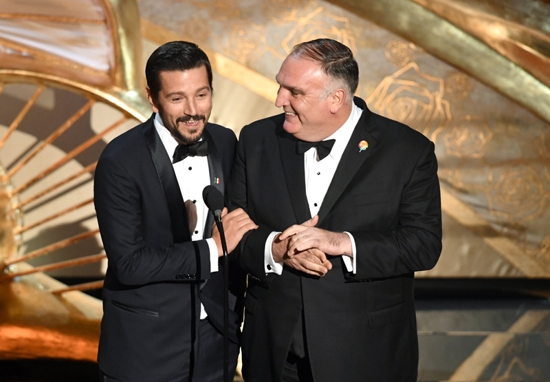 José Andrés y Diego Luna