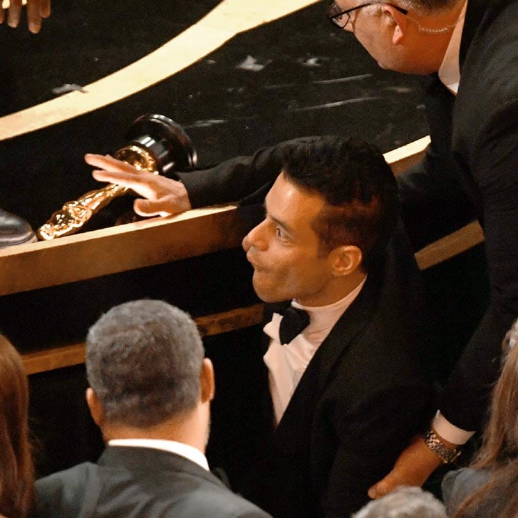 El ganador del Oscar Rami Malek, atendido por los servicios de emergencia tras sufrir una aparatosa caída
