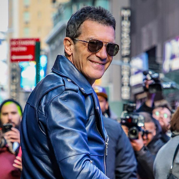 ¡Calienta motores para los Oscar! Antonio Banderas paraliza Times Square 