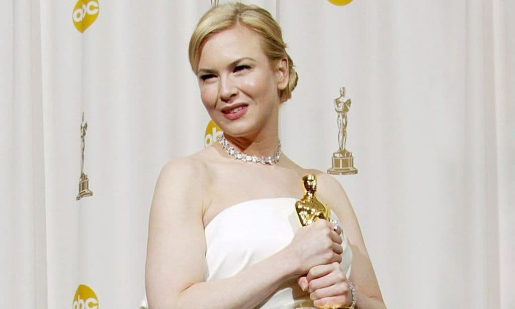 Renée Zellweger vuelve a pisar la alfombra roja de los Oscar 16 años después de 'Cold Mountain'