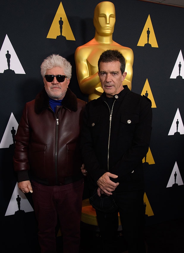 Pedro Almodóvar y Antonio Banderas en la sede de la Academia en Beverly Hills días antes de los Oscar 2020