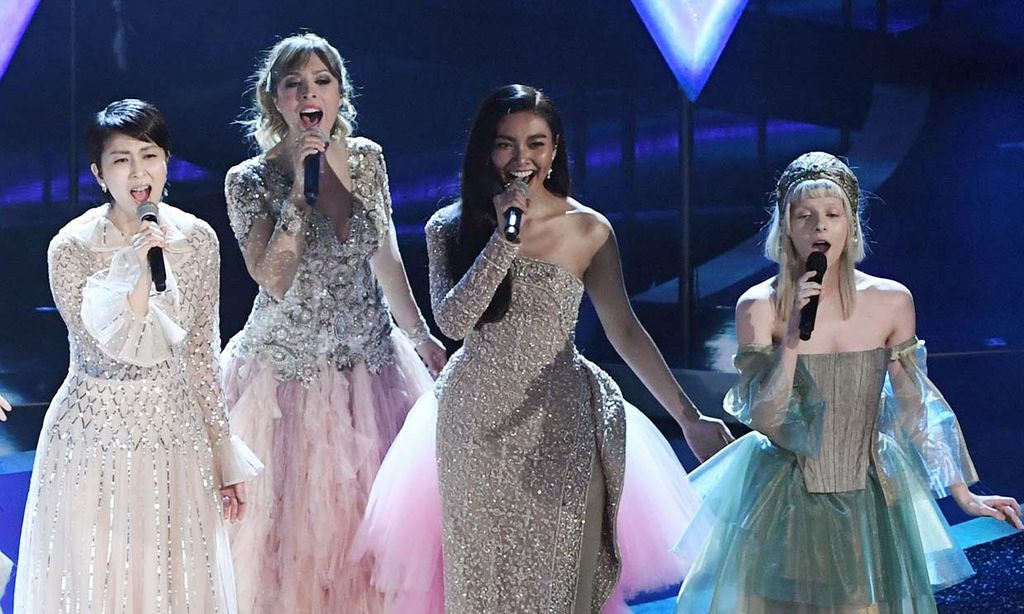 Un vestido joya y una actuación de princesas... Gisela llena de magia el escenario