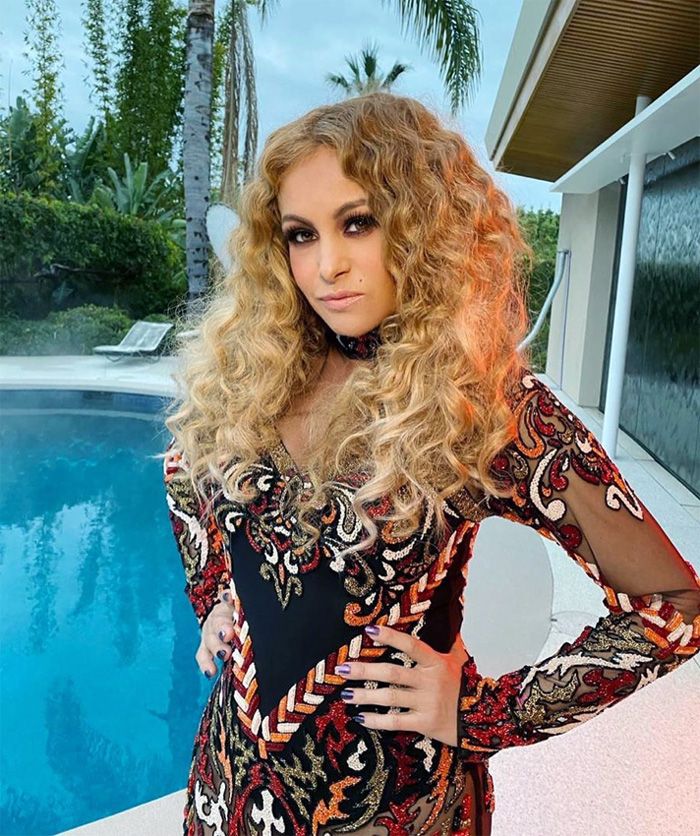 Paulina Rubio y su comentado vestido para los Oscar 