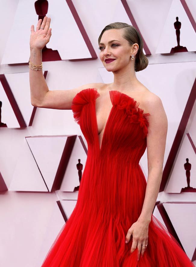 Premios Oscar 2021: Amanda Seyfried arriesga y con el vestidazo de tul que esperábamos