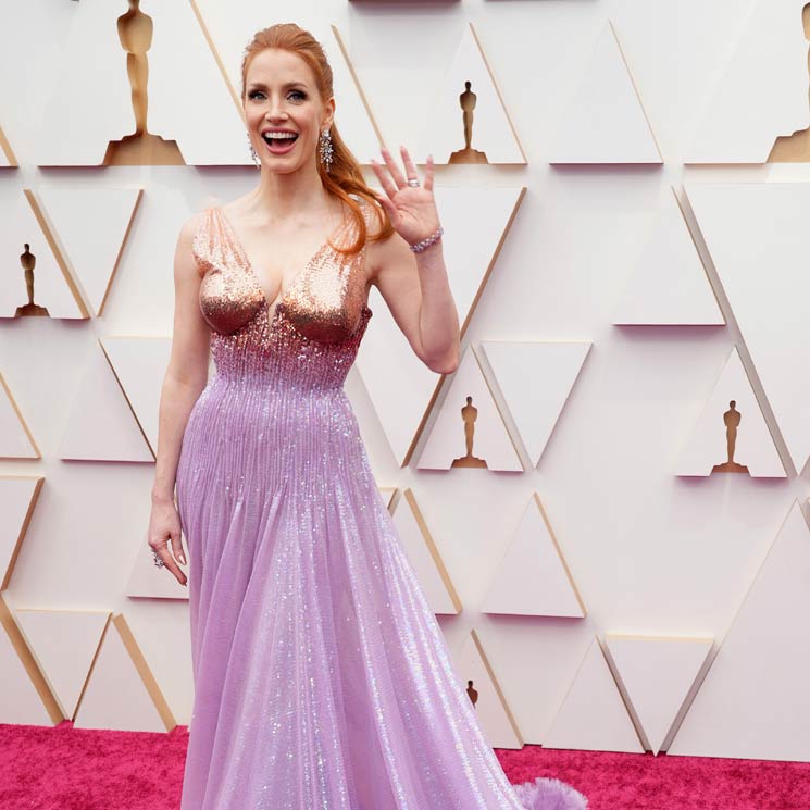 Una alfombra roja de glamour y elegancia: las invitadas más espectaculares de los Oscar 2022