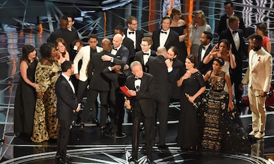 De la bofetada de Will Smith al error histórico de los sobres, los 10 momentos más polémicos de los Oscar