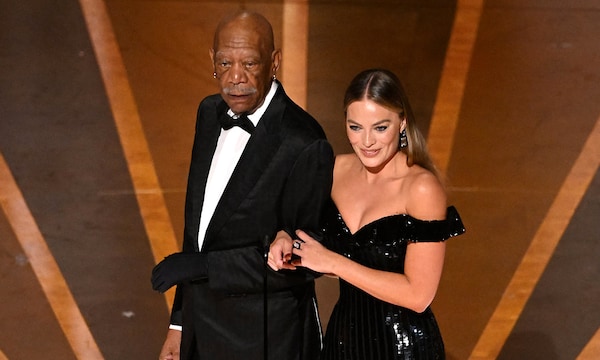 Morgan Freeman y Margot Robbie, en los Oscar