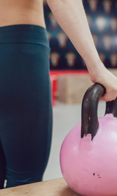 Ejercicios con 'kettlebells' para tonificar cada centímetro de tu cuerpo