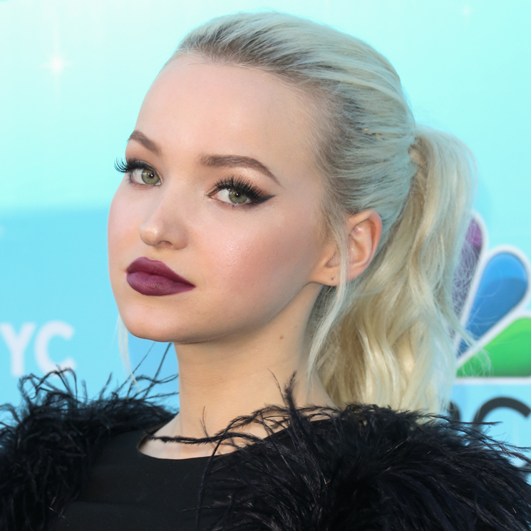 Se llevan las raíces oscuras: Dove Cameron, Scarlett Johansson o Hailey Baldwin te lo demuestran