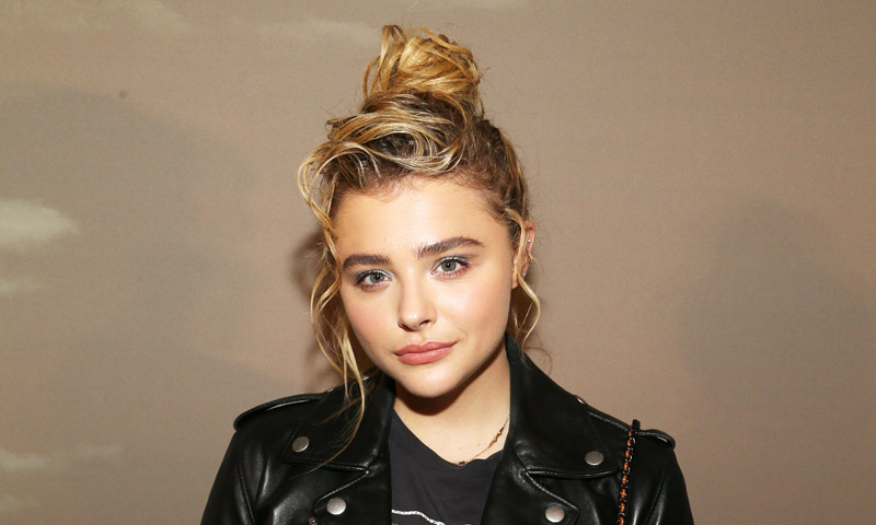 Inspírate en los peinados de Chloë Grace Moretz y dale un toque desenfadado a tu 'look'