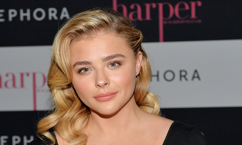 Colorea tu cabello con barros y consigue un rubio natural y cuidado como Chloë Grace Moretz