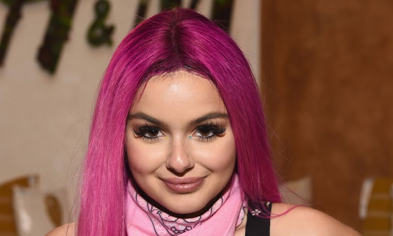 Seis errores que debes evitar al ponerte una peluca y no te ocurra lo que a Ariel Winter