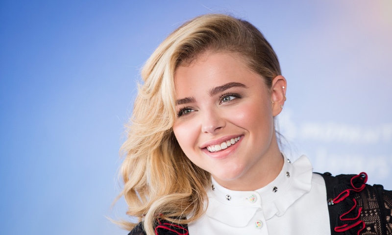 Seis malos hábitos a evitar para lucir una piel sana y cuidada como Chloë Grace Moretz