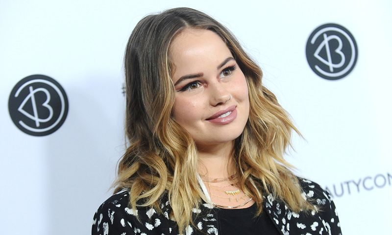 Debby Ryan, Bella Thorne, Katy Perry... Maquillajes de ojos con un toque 'arty'