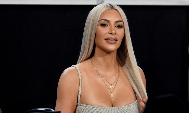 No, Kim kardashian no es la única 'celeb' que ha sido retocada con photoshop