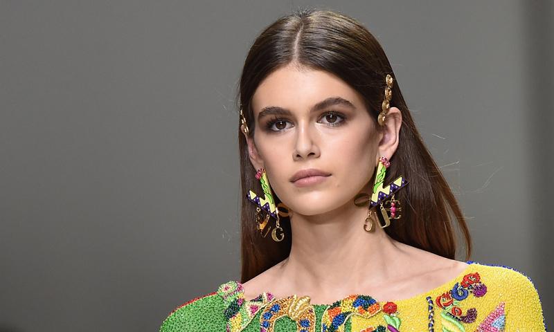 Kaia Gerber en el desfile de Versace