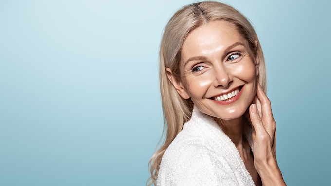 Cuida tu piel en la menopausia con los productos Neovadiol, de Laboratorios Vichy