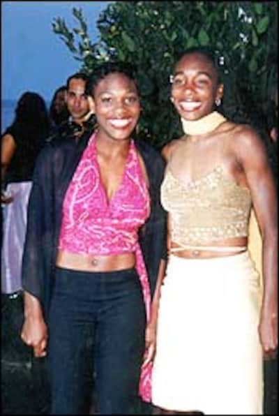 Venus y Serena Williams, nueva imagen de Avon