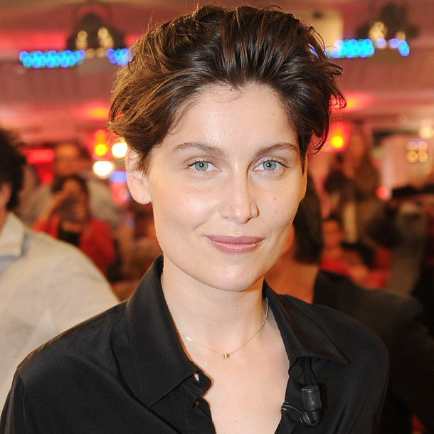 Laetitia Casta también nos conquista con su corte 'pixie'