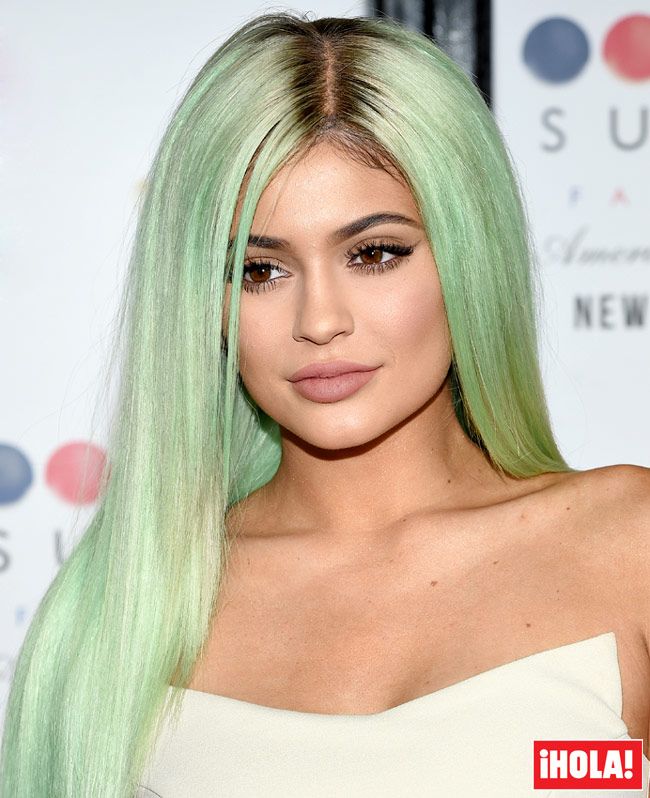 Kylie Jenner Aburrida De Su Pelo O Puro Espectáculo