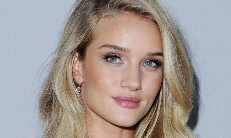 Rosie Huntington-Whiteley: 30 años, en 30 'beauty looks'