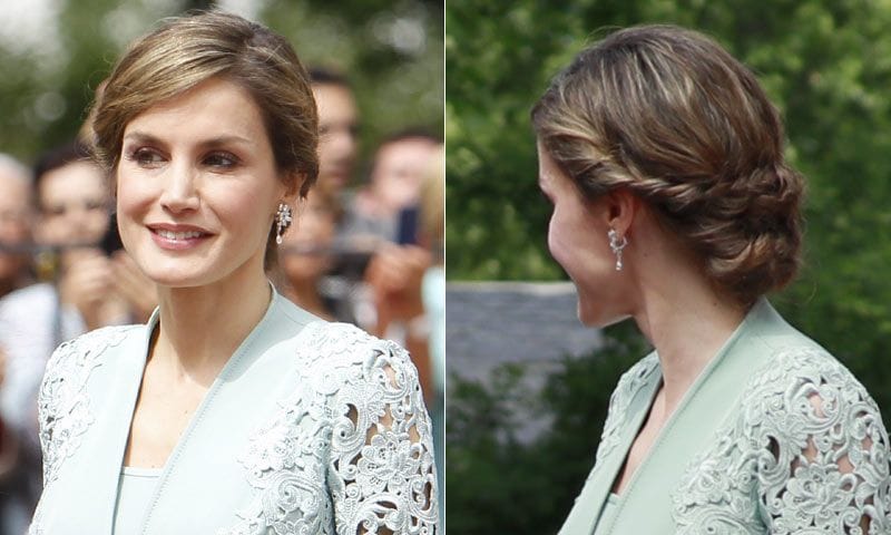 ¿Por qué la Reina lleva en tantas ocasiones el 'recogido brocado'?