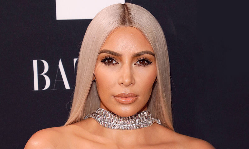 Así deberías maquillarte si eres rubia, según Kim Kardashian