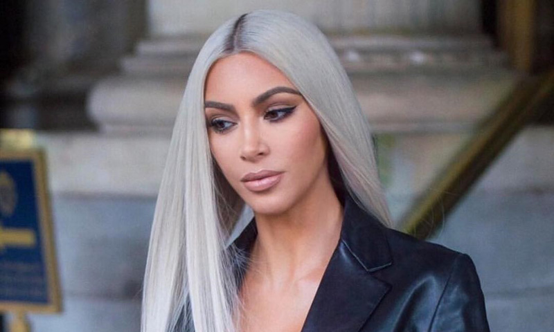 Con estos 20 productos Kim Kardashian resuelve todos sus problemas de belleza