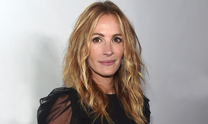 El inesperado truco casero de Julia Roberts para mantener su piel hidratada a los 50