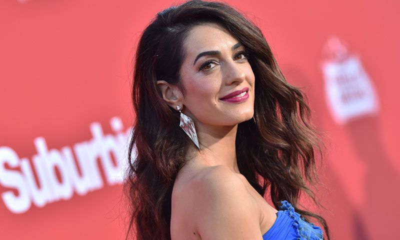 ¿Cómo consigue Amal Clooney una melena con tanto volumen? Su estilista responde