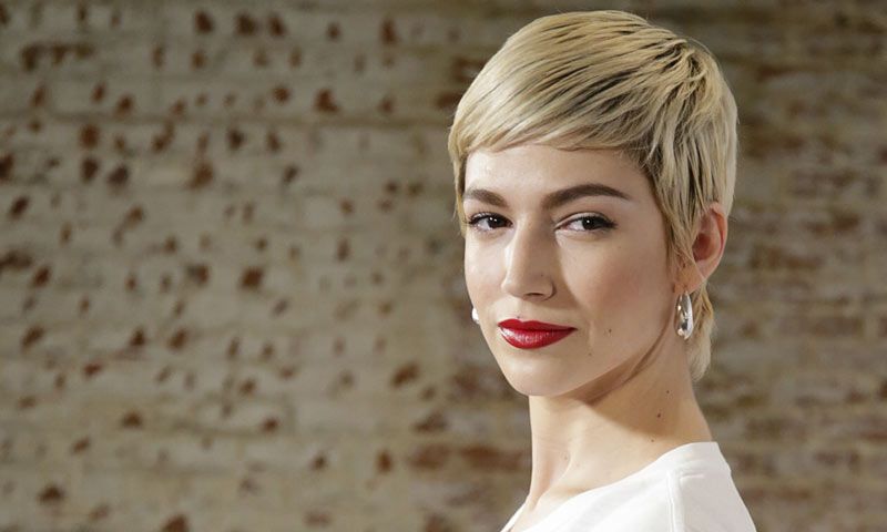 Úrsula Corberó revela los cosméticos que ocupan un lugar privilegiado en su casa