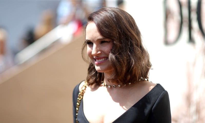 ¿Qué pasaría si te peinara el estilista de Natalie Portman?