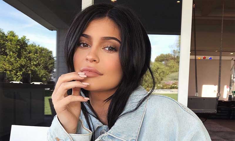 Kylie Jenner se inspira en su hija Stormi para crear su nueva colección de maquillaje
