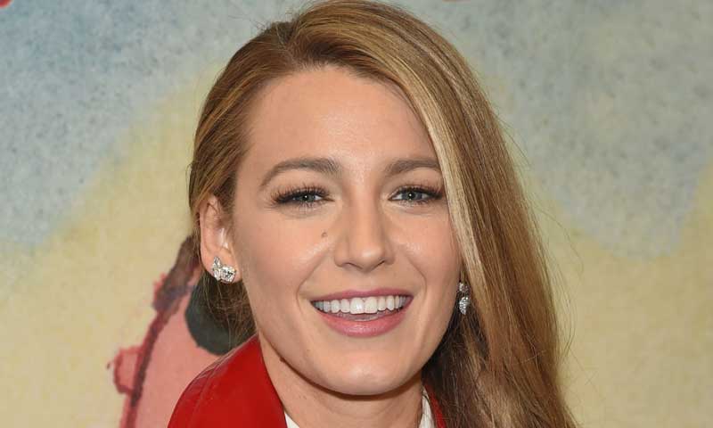 Con este truco de Blake Lively dejarás de aplicarte el colorete solo en las mejillas