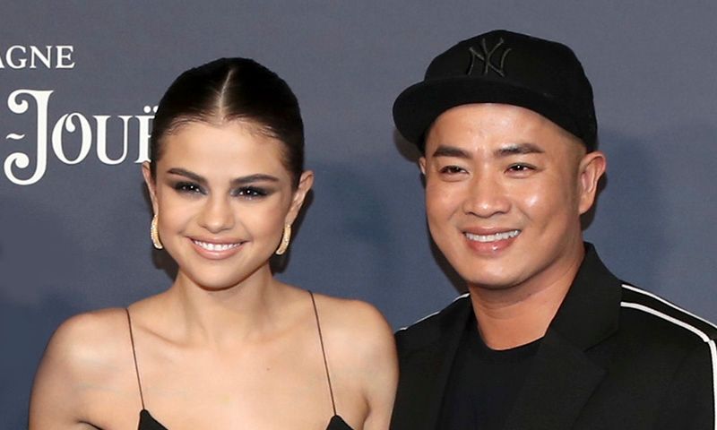 Por qué este pintalabios y no otro es el favorito del maquillador de Selena Gomez