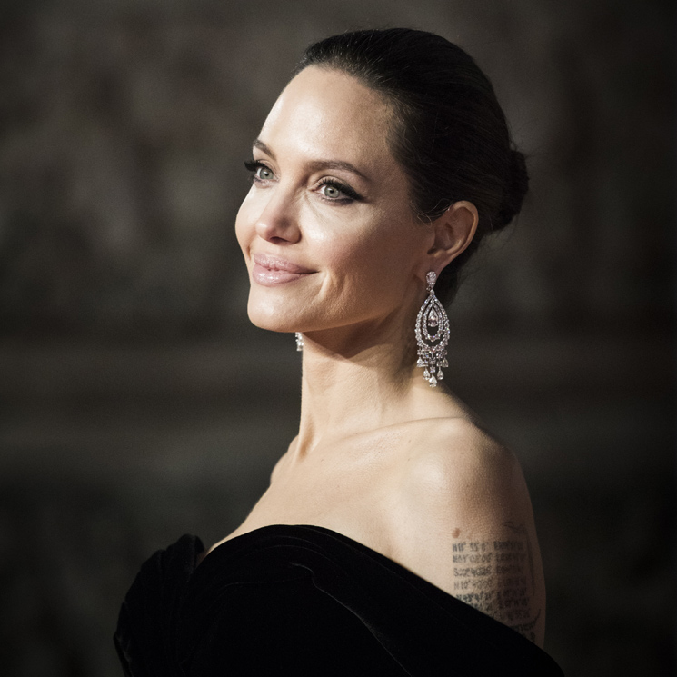 La dermatóloga de Angelina Jolie revela los verdaderos trucos de su piel perfecta