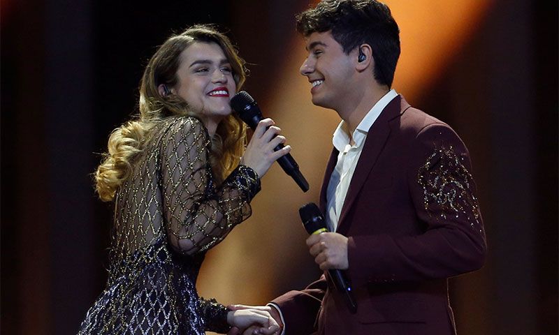Amaia apuesta en Eurovisión por la tendencia de maquillaje de las 'celebrities'