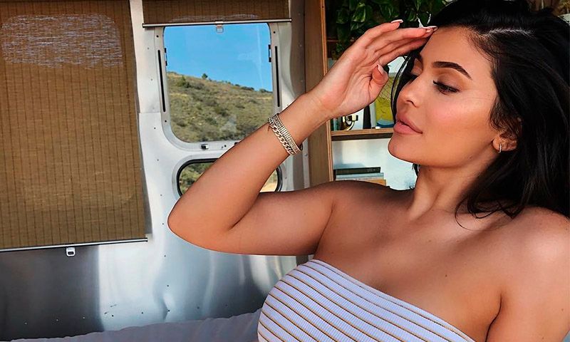 Kylie Jenner publica un ‘selfie’ sin maquillaje que cambiará la vida de su hija Stormi