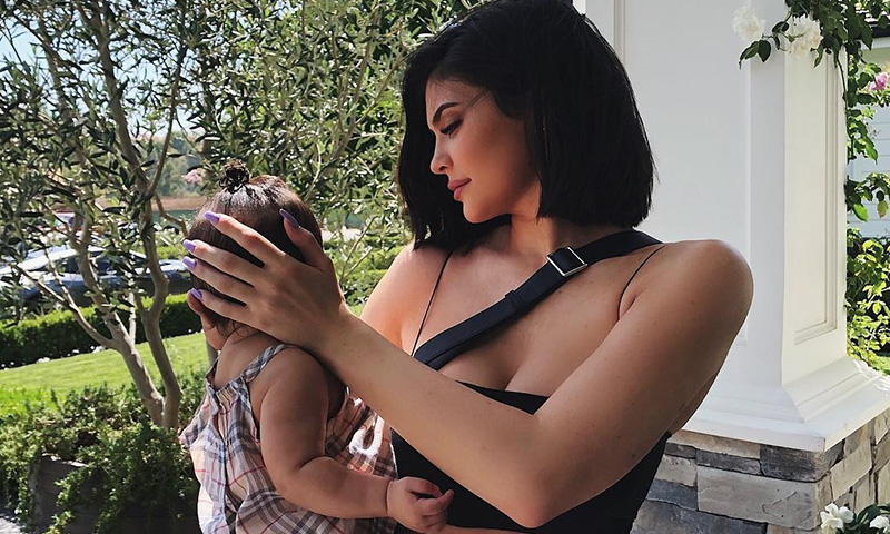 Kylie Jenner se sincera sobre su cuerpo postparto