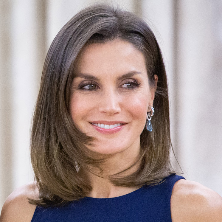 Todos los trucos fáciles de la reina Letizia para dar más volumen a su melena